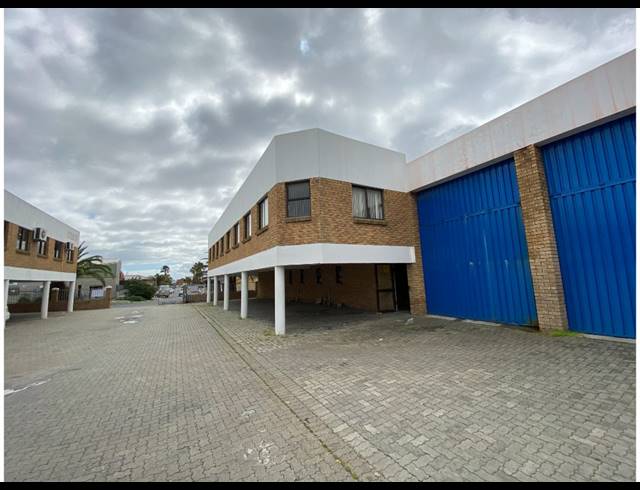 1,490M² WAREHOUSE FOR SALE IN KILLARNEY GARDENS